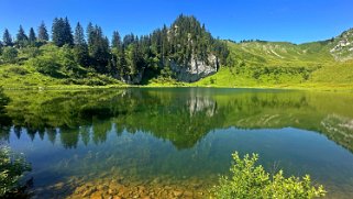 Lac d'Arvoin 1667 m - Val d'Abondance - Haute-Savoie Rando 2024