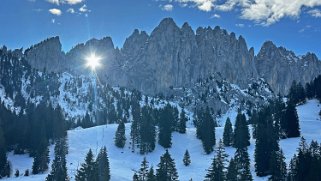 Gastlosen - Passage du soleil dans le trou de Grossmutterloch Rando 2025