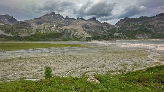 Lac de Salanfe 1908 m - Dents du Midi, Haute Cime 3257 m