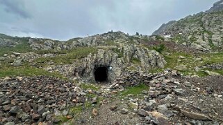 Anciennes mines d'arsenic de Salanfe Rando 2025
