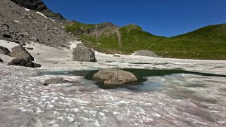 Lac d'Antème 2052 m null