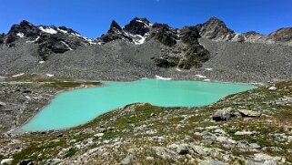 Lac du Grand Désert 2642 m null