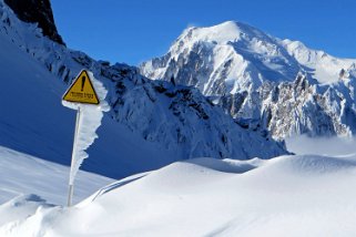 Mont-Blanc 4810 m Ski Chamonix 2015