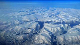 En dessus de la Terre de Baffin A travers l'hublot