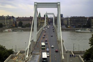 Erzsébet híd - Budapest Budapest 2001