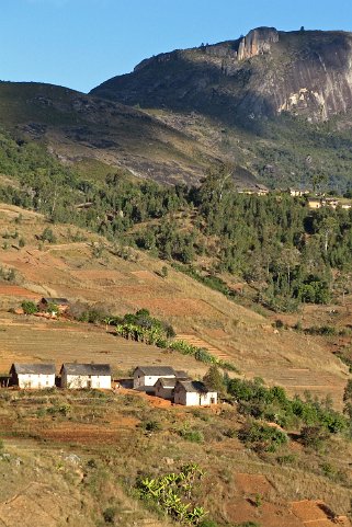 Piste pour l'Andringitra Madagascar 2008