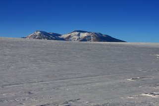 Cerros de Tocorpuri 5808 m Chili 2011