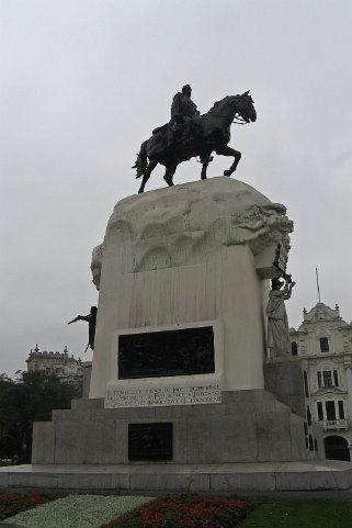 Plaza San Martin - Lima Pérou 2012