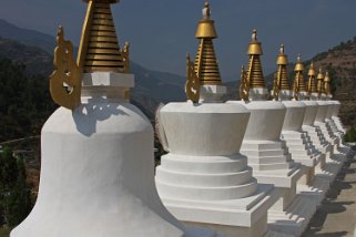 Stupas - Monastère de Oeselchoeling Bhoutan 2013