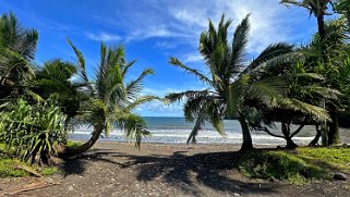 Honomanu Bay - Maui Hawaii 2024