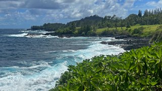 Kaihalulu Bay - Maui Hawaii 2024