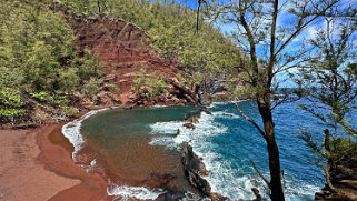 Kaihalulu Red Sand Beach - Maui Hawaii 2024